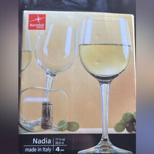 Bormioli Rocco Nadia 4pk Chardonnay wine glasses

3 boxes available